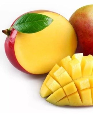 Unripe mangoes are suitable for preparing a tasty snack or a component of salads.