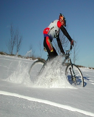 In winter, the bike should be washed more often than in summer.