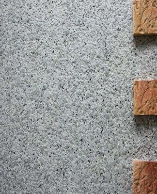 Working with liquid wallpaper for the first time, you can make a number of mistakes.