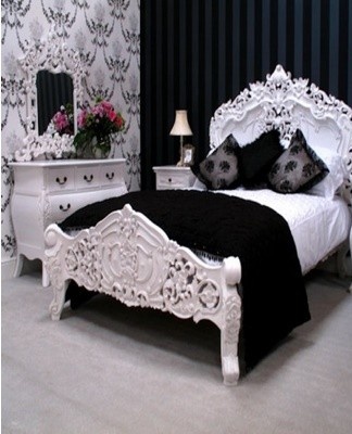 To decorate the bedroom, it is worth using paper, textiles, non-woven wallpaper.