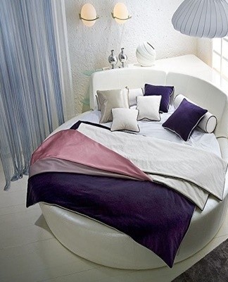 The modern, high-tech sofas are equipped with individual lighting.