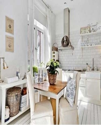 In the design of a small kitchen, you can do without a doorway, making an arch instead.