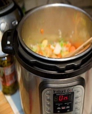 Cooking broth and soup is similar to cooking meat and vegetables.