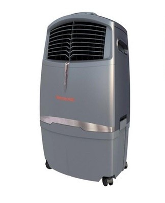 The control panel has options for a timer (from half an hour to 8 hours) and indexing of a low water level in the tank.