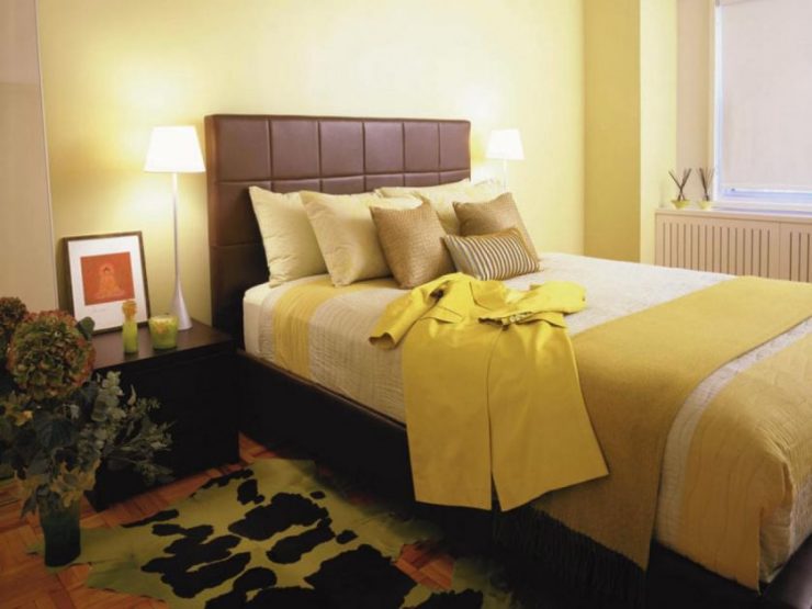 yellow bedroom