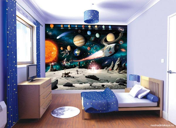 Choosing a theme for decorating the bedroom, it is recommended to take into account the age of the small owner and his hobbies.