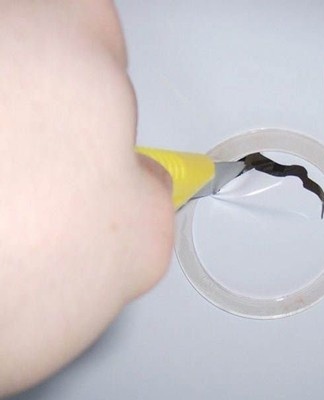 The appearance of large defects on the stretch ceiling complicates the task of restoration and elimination of damage.