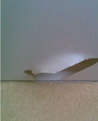 The described situations often arise due to poor quality installation or the use of faulty hardware.