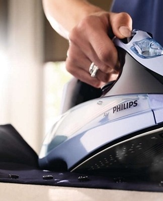 The heat will melt the fat and settle on the fabric.