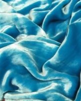 How to properly wash velvet, cleaning methods and care tips