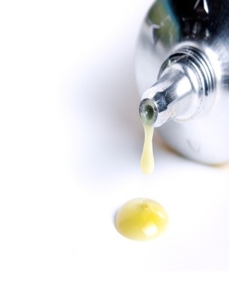 The ratio of epoxy and polyamide resins in VK-9 is 1: 2, in mass units - 60:40.