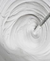 Varieties and brands of plaster glues, technical characteristics and rules of use