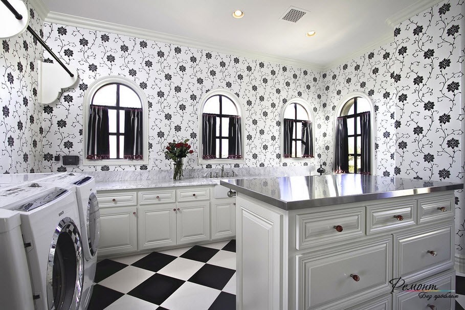 Little things help convey the character of the style.