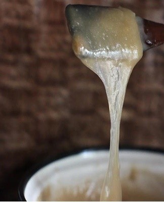 In the production of high-quality corrugated cardboard, glue based on potato starch is used.