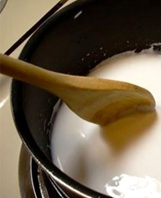 After the glue dries, proceed to the processing of the edges.