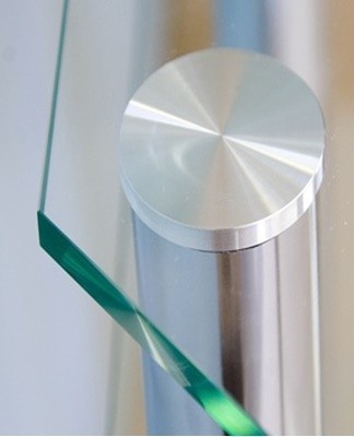 To reliably glue glass and iron, it is necessary to warm both components to 40-50 degrees