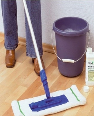 Before buying, you need to study the label and make sure that the composition is safe for laminate.