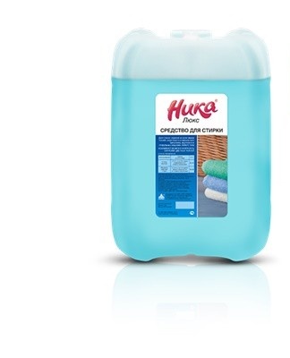 The liquid retains its shape, the brilliance of colors and the purity of white things.