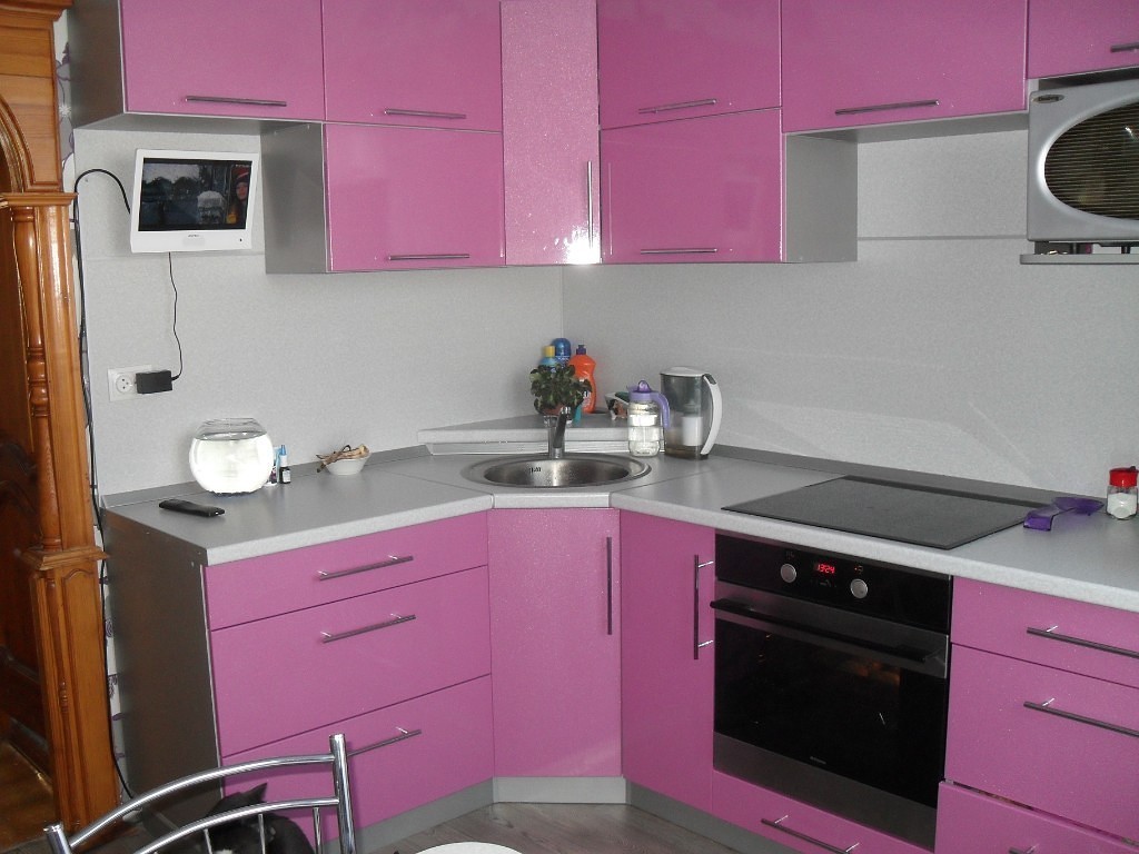 Shades of pink and gray