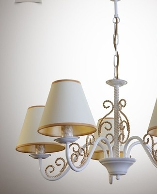 Many elements scatter the light, creating an effect of flickering candles.