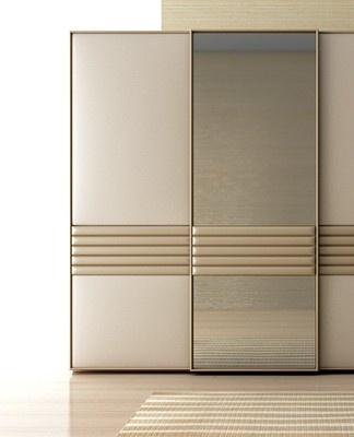 It is not recommended to make a door width of more than 1-1.2 meters and less than 60 centimeters.