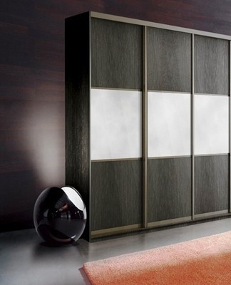 Disadvantages - such a wardrobe takes up more space and costs more due to the greater amount of materials.