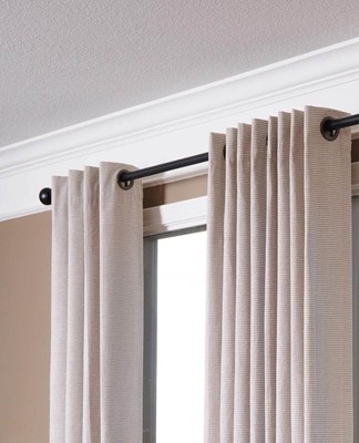 Round cornices are suitable for small and large living rooms, bedrooms, kitchens and bathrooms.
