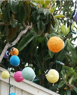 When the material dries well, the ball can be deflated and removed.