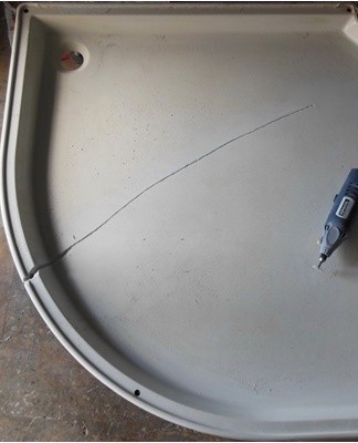 The epoxy adhesive is poured for 24 hours, left, glued to the surface and left again for this period.