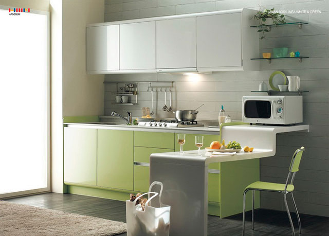 If the kitchen set is executed in pistachio color, then the tone of the finishing materials should match the furnishing.