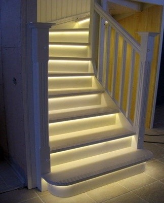 The most comfortable stair lighting option is wireless.