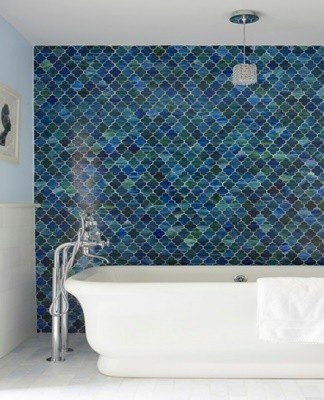 Diamond mosaic allows you to create 3D images.