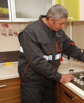 At the end, an act is drawn up on the need to eliminate violations or put the slab into operation.