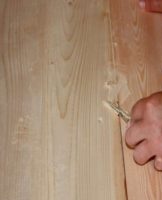 To better fill the cracks of the laminate on the floor, the choice of tools and repair instructions