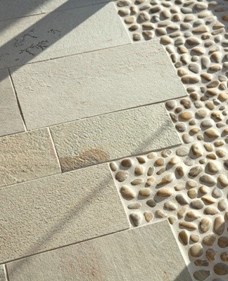 Instructions for finishing the balcony with tiles, the choice of materials, the pros and cons