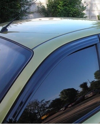 It is possible to install new deflectors provided that the ambient temperature is above +10 degrees.