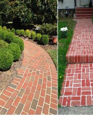 Gaps between individual elements left after paving must be repaired.