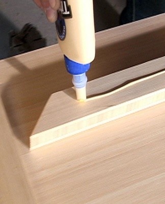 Rules for choosing glues for chipboard, the best brands and tips for use