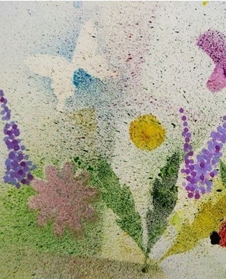 The combination of free spray and stencil is impressive.