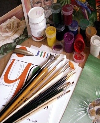 Contact drawing develops fine motor skills in children