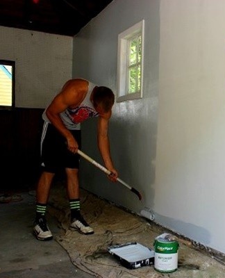 For rooms without heating, it is recommended to use facade stains.