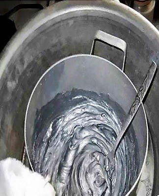 The general principle for diluting aluminum powder with heat-resistant varnish is the same as for drying oil.