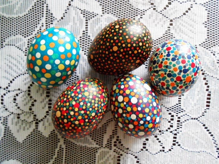 Scrape over the dried shell, holding the egg in the left hand, the tool in the right.