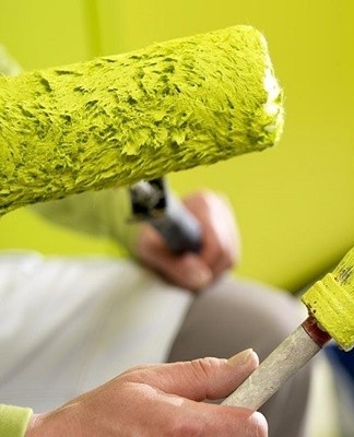 It is recommended to apply acrylic with a brush or a spray gun.