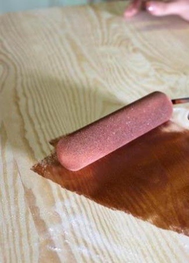 primer for wood under varnish