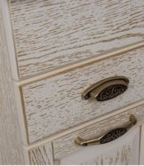 How to make a patina effect on a tree with your own hands, a master class on the application